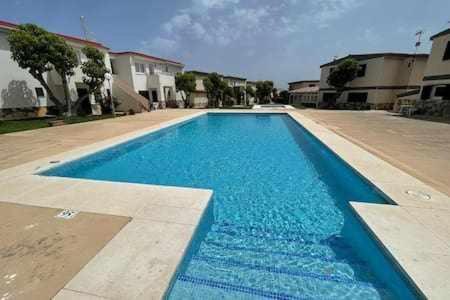 Forcat Apartamento Bajo Con Jardin Y Piscina ซิวตาเดญา ภายนอก รูปภาพ